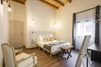 Dobo | Hostal Azacanes - 2-Star