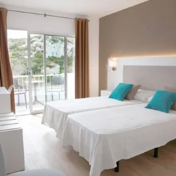 Osprey Menorca Hotel