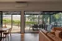 Longview Vineyard Hotels in Macclesfield