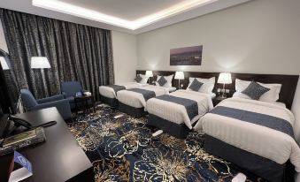 Zaha Taiba Hotel