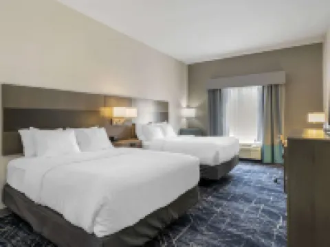 Comfort Inn & Suites Hotels in Andrews