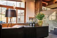 Serviced Luxury Chalet Evi, Ski-in Ski-Out