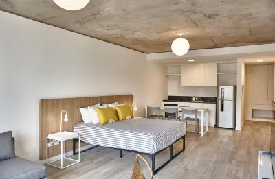 Babel Botanico Hotels near Jorge Newbery Airport
