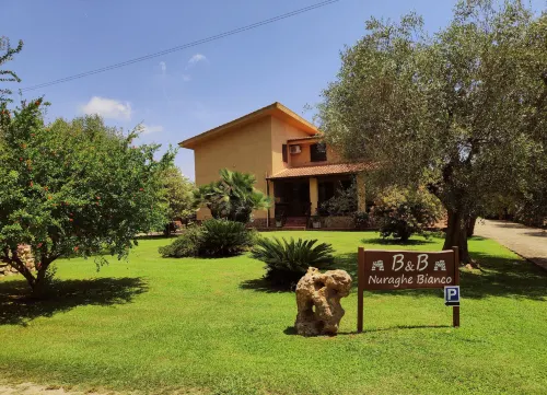 B&B Nuraghe Bianco - B&B