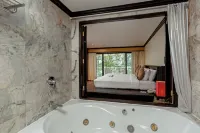 The Front Village - Bathtub