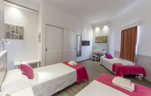 Hotel Sun Holidays - 2-Star