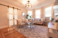 Spacious 3BR - Walk to Downtown Salem, Game Room!<br>