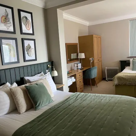 No: 1 the Esplanade Guest Accommodation.