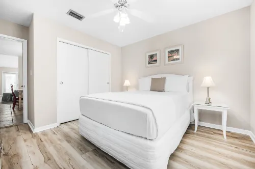 New Renovations and Close to White Sand Beaches - Charming Coastal Oasis