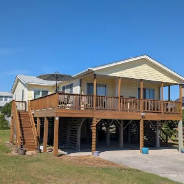 Dog Friendly~Hot Tub~Two Blocks From The Beach