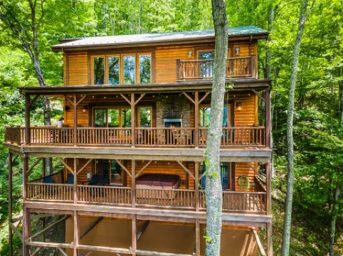 Lodge in Seven Devils w Hot Tub & Mountain Views!