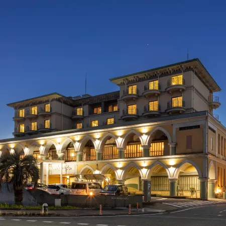 Hotel Riviera Shishikui Отели в г. Кайё