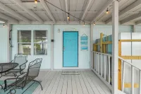 Charming Getaway with Keyless Entry and Modern Amenities - Inviting Retreat Hotels in Laguna Beach