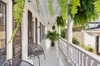 Perfect Location - Downtown Charleston - 1BR/1BA