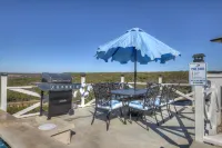 Hilltop Lux Haus with InfinityPool-Hottub-PoolTable - parking