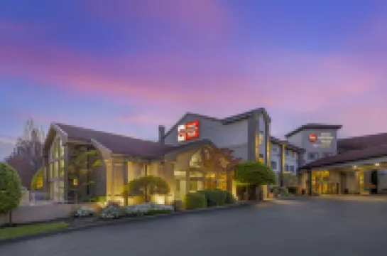 Best Western Plus Mill Creek Inn Hotels in 