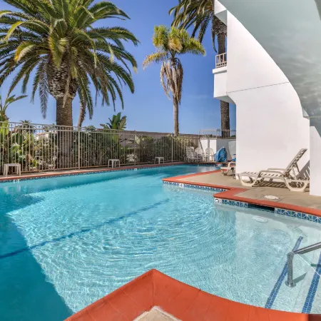 Comfort Suites San Clemente Beach