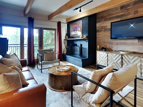 Chic Retreat - Hot Tub, Ski-in/out, Local Shuttle Hotel di Snowmass Village