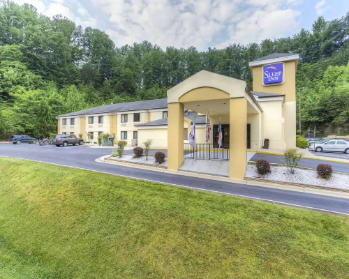Sleep Inn Bryson City - Cherokee Area Hotels in Swain County