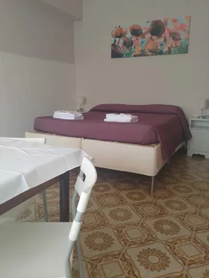B&B Residenza Leonardo Hotels near Picchio Beach