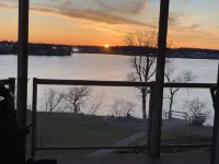 Lovely Okoboji Condo アーノルズ・パークのホテル