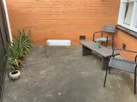 Seaduce, only 300m to the beach! 세인트 레오나드 호텔