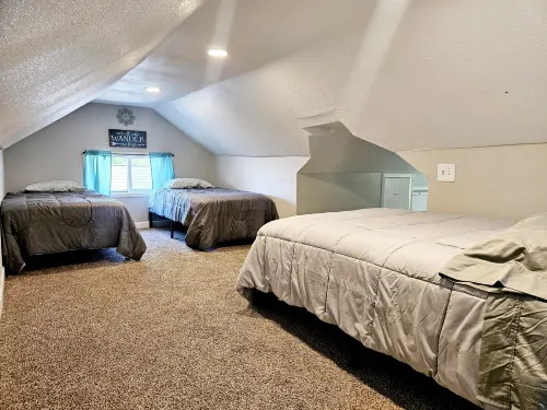 Lake Views and Beach Access - Charming Cape Cod Cottage Retreat فنادق في بورت كلينتون