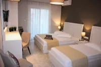 Hotel Cariatis - Balcony
