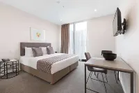 Ramada Suites by Wyndham, Victoria Street West Hotel in zona Fonterra Co-operative Group