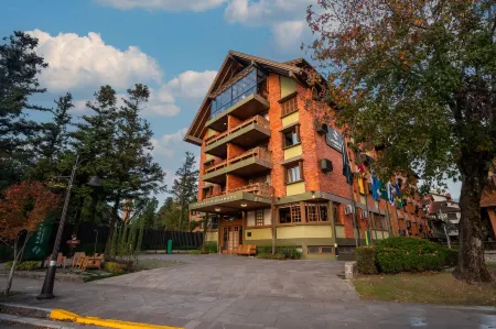 Hotel Laghetto Gramado Отели рядом с достопримечательностью «Serra Park - Centro de feiras e eventos»