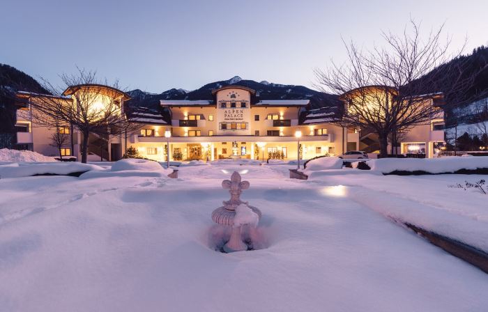 Alpenpalace Luxury Hideaway & Spa Retreat