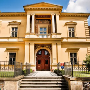 Vila Lanna Отели рядом с достопримечательностью «Лорета»