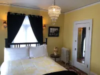 Pendleton House Historic Inn and B&B - chambre d’hôtes