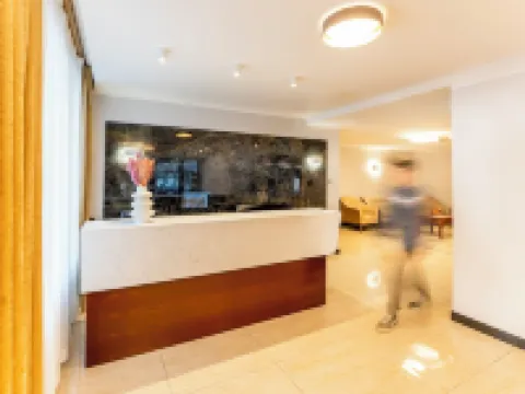 Palast Hotel Hoteles en Hurth-Hermulheim