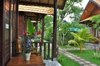 Exotic View Cottage Hotel in zona Giri Putri Cave