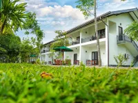 Oak Ray Elephant Lake Hotel di Dambulla