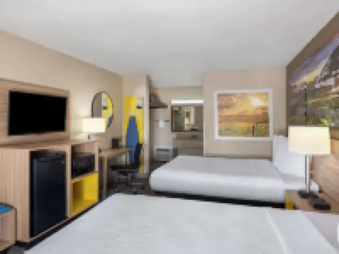 Days Inn by Wyndham Klamath Falls Hotels in Altamont