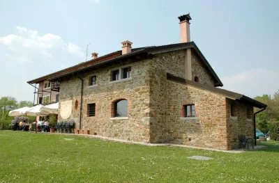 Agriturismo Scacciapensieri Các khách sạn gần Villa Romano