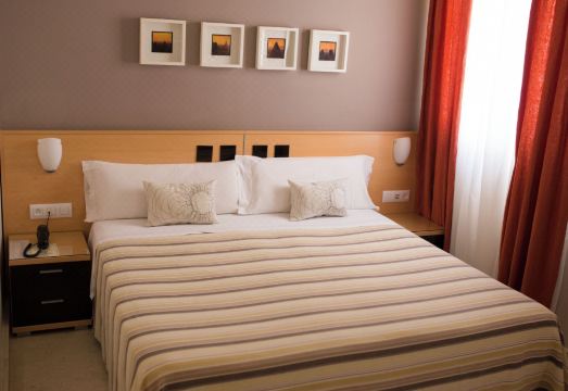 호스탈 알베로 바이 에메 호텔레스