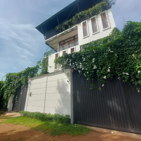 Colombo Water Front Отели рядом с достопримечательностью «WAVE BOLGODA by SINGHE»