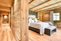 Chalet GM in Brand with 5 Bedrooms and 4 Bathrooms Hotels in Bürserberg