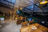 Anthurium Residential Hotel - sarapan