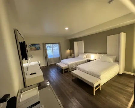 Aspire Inn & Suites Orange Hotels in Orange