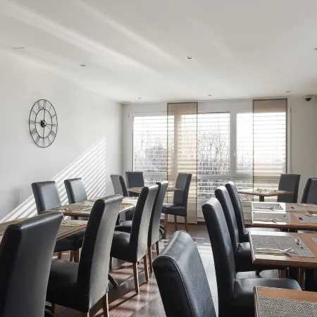 Le Leman Hotel