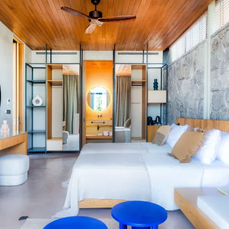 Birdcage 33 Hotel - Adult Only