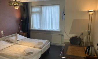 Amadeus Hotel