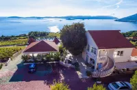 Hotel Pansion Villa Antonio Các khách sạn ở Sreser