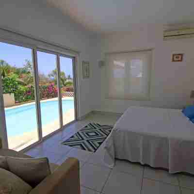 Black River: Villa Turquoise 3Bdr, Sea View Rooms