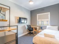 كاي 2 بريسباني Hotels near ميلتون