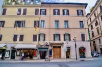 AD Suites Tritone Hotels in Trevi Fountain Surrounding